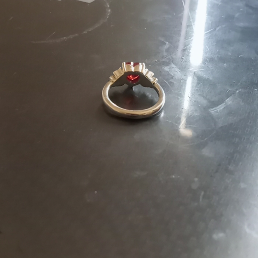 Ring - Picture 2 of 4